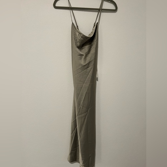 NWT show me your MuMu midi slip dress - Picture 6 of 10